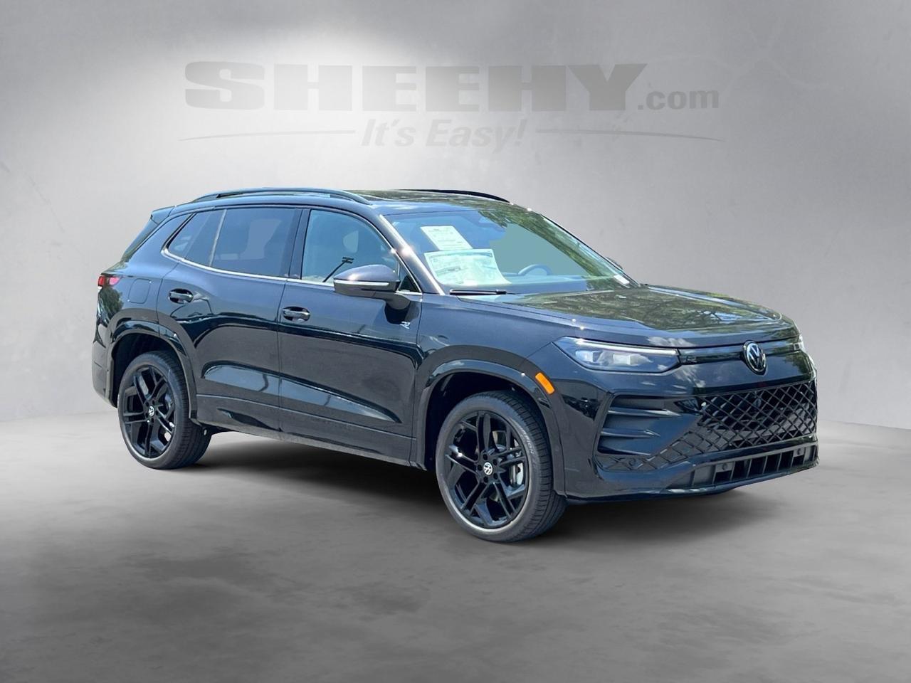 2025 Volkswagen Tiguan 2.0T SE R-Line Black Hagerstown MD