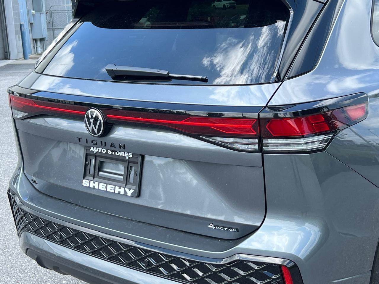 2025 Volkswagen Tiguan 2.0T SE R-Line Black Hagerstown MD