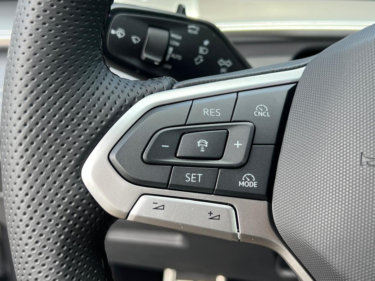 2025 Volkswagen Tiguan 2.0T SE R-Line Black Hagerstown MD