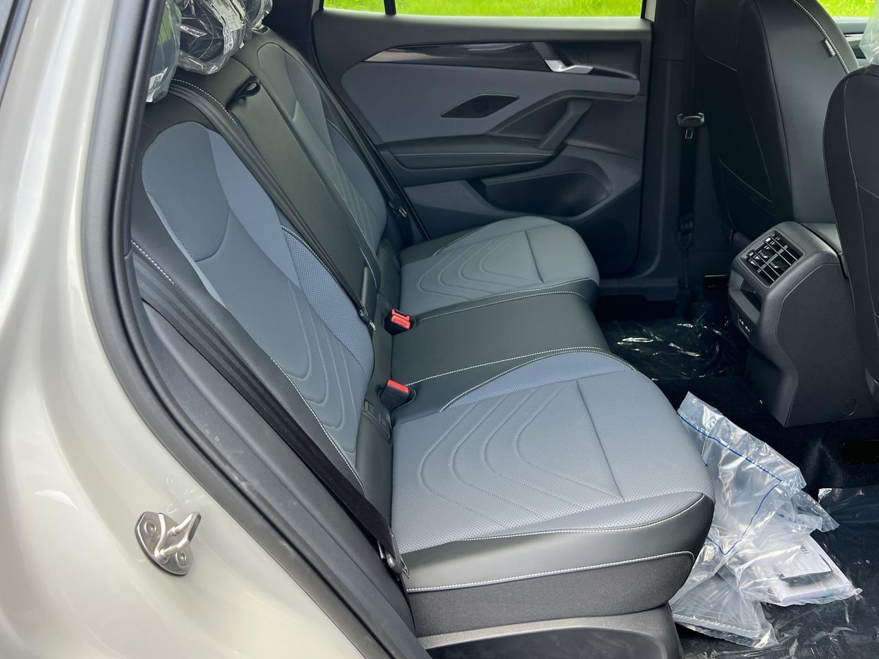 2025 Volkswagen Tiguan 2.0T SE R-Line Black Hagerstown MD