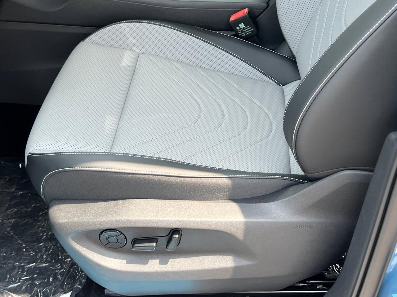 2025 Volkswagen Tiguan 2.0T SE R-Line Black Hagerstown MD