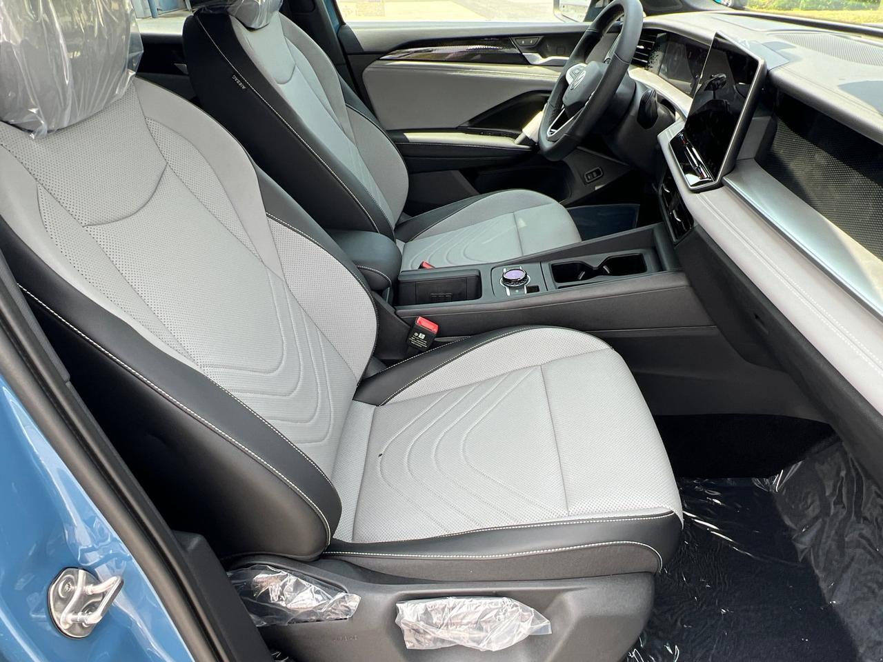 2025 Volkswagen Tiguan 2.0T SE R-Line Black Hagerstown MD