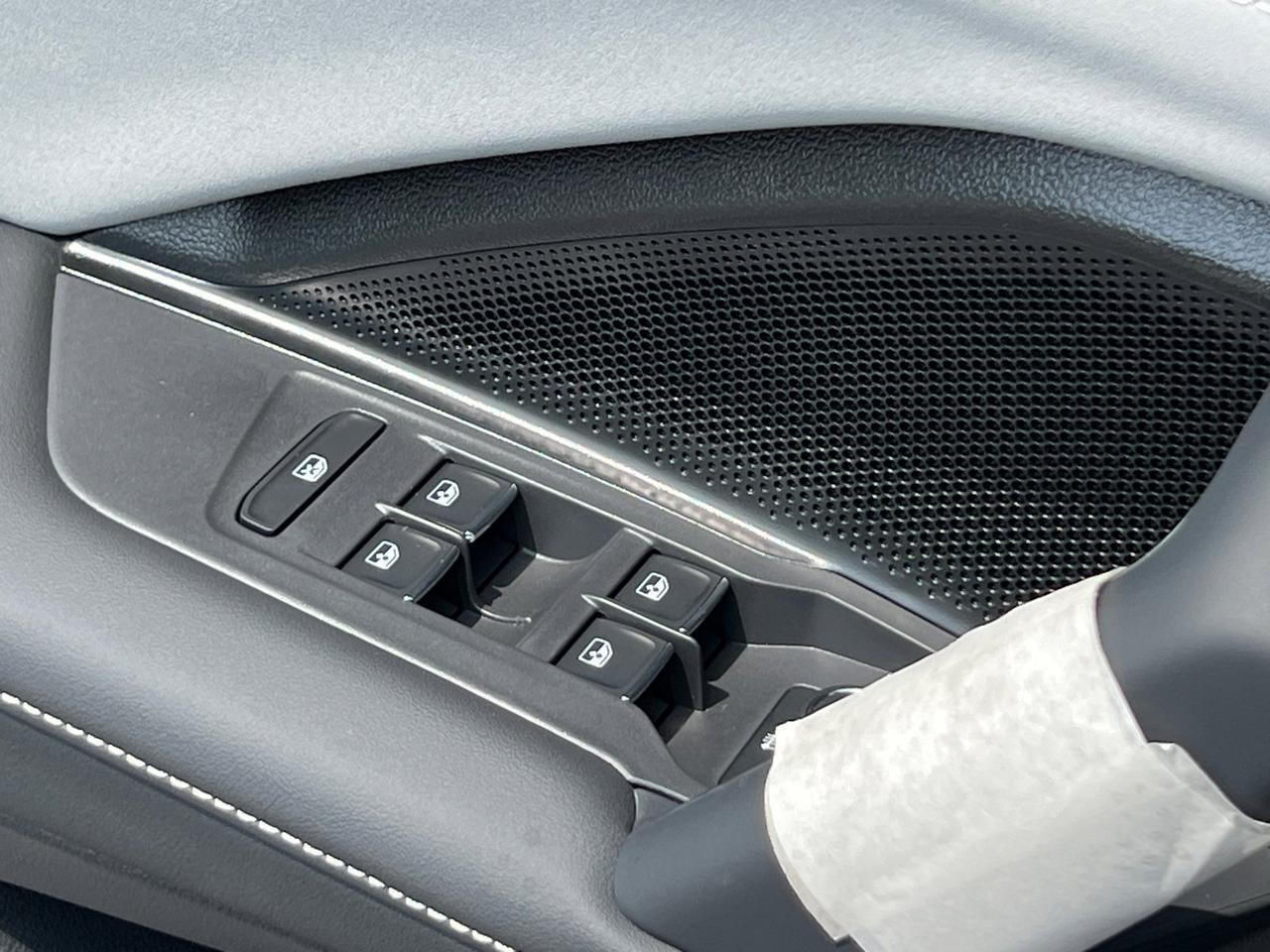 2025 Volkswagen Tiguan 2.0T SE R-Line Black Hagerstown MD