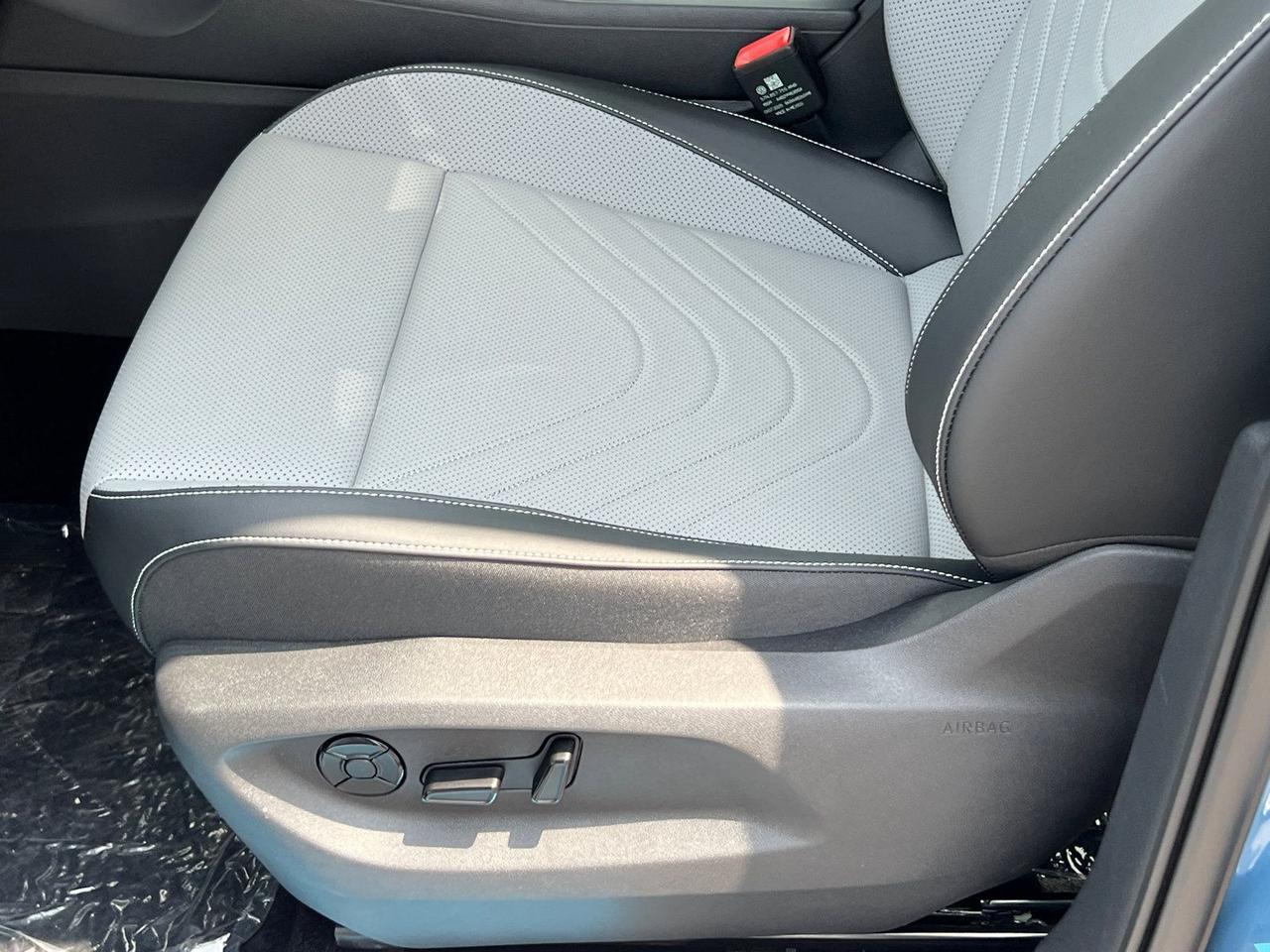 2025 Volkswagen Tiguan 2.0T SE R-Line Black Hagerstown MD