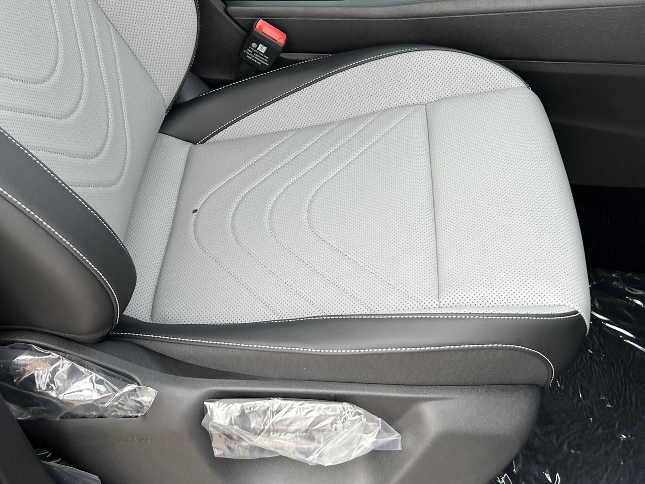 2025 Volkswagen Tiguan 2.0T SE R-Line Black Hagerstown MD