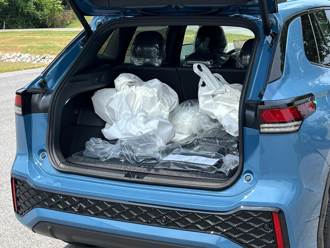 2025 Volkswagen Tiguan 2.0T SE R-Line Black Hagerstown MD