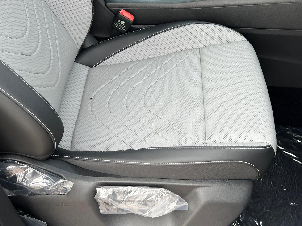 2025 Volkswagen Tiguan 2.0T SE R-Line Black Hagerstown MD