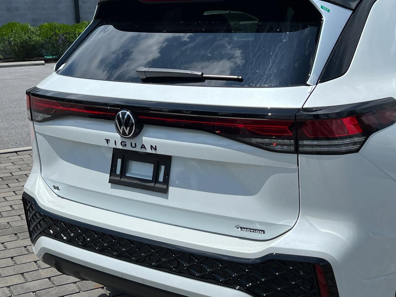 2025 Volkswagen Tiguan 2.0T SE R-Line Black Hagerstown MD