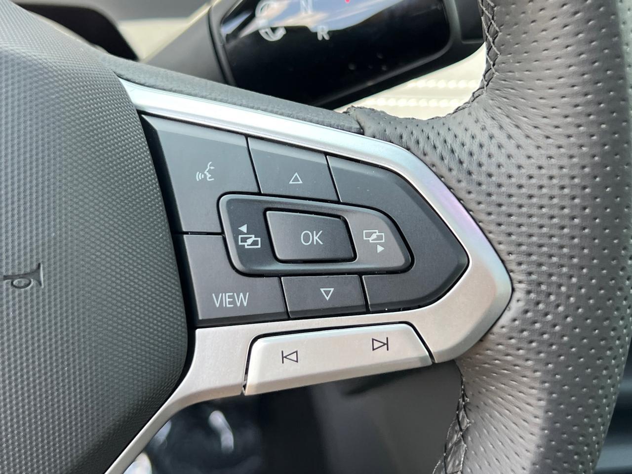 2025 Volkswagen Tiguan 2.0T SE R-Line Black Hagerstown MD