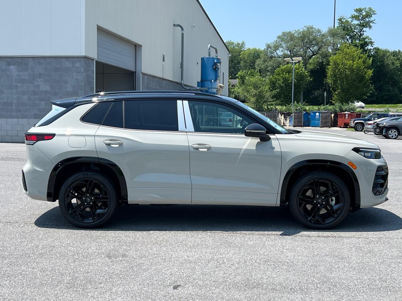 2025 Volkswagen Tiguan 2.0T SE R-Line Black Hagerstown MD