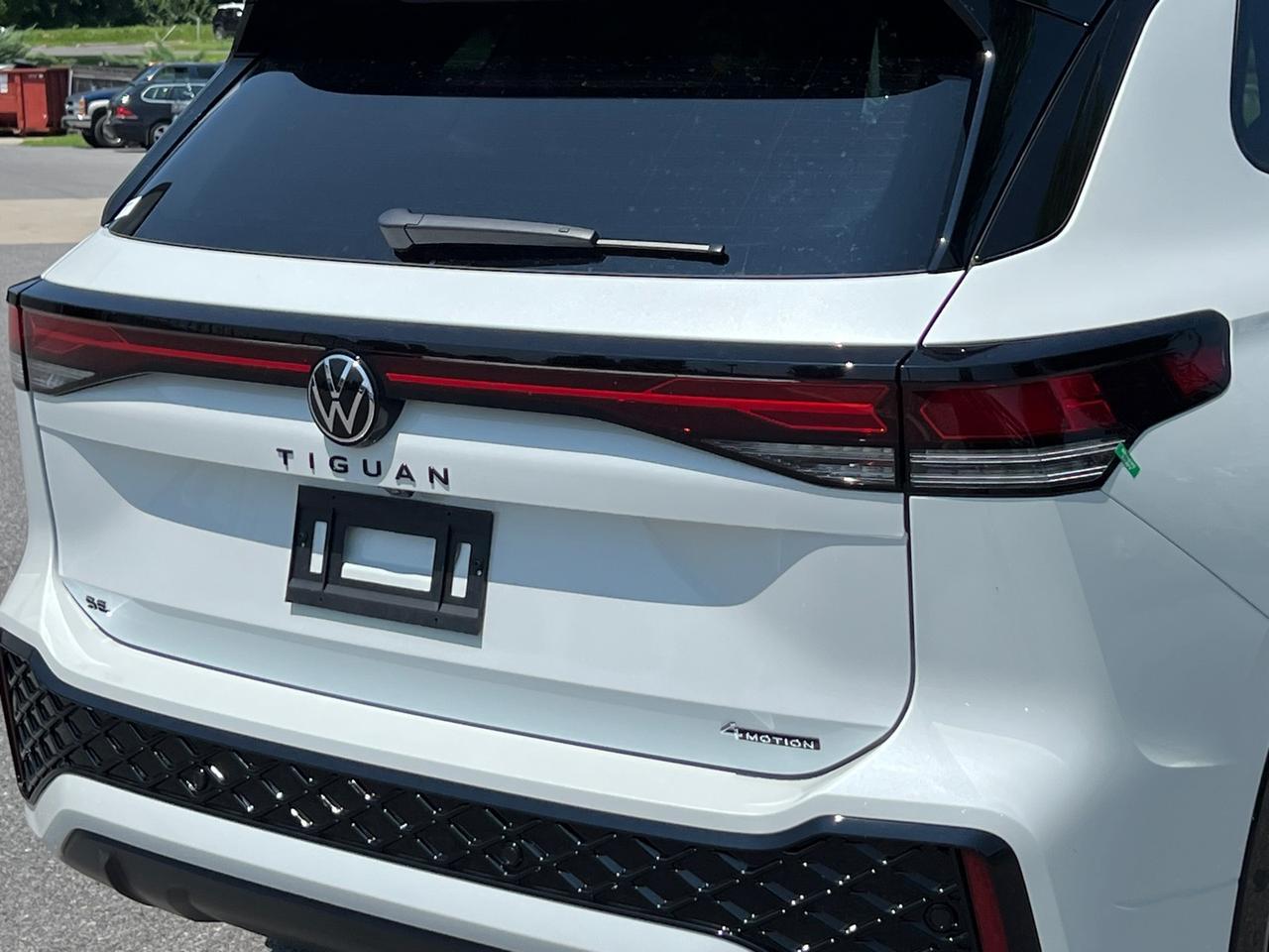 2025 Volkswagen Tiguan 2.0T SE R-Line Black Hagerstown MD
