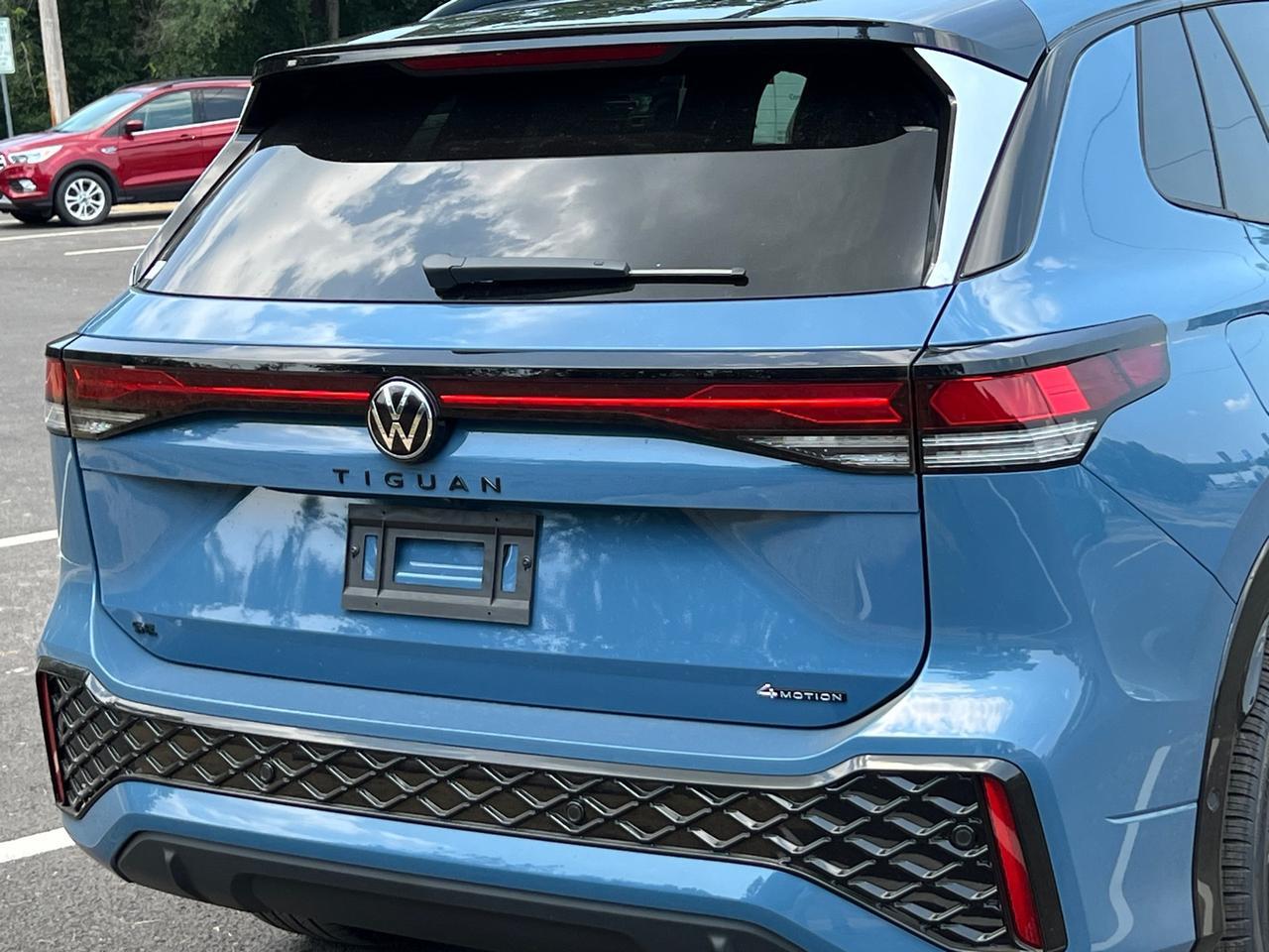 2025 Volkswagen Tiguan 2.0T SE R-Line Black Hagerstown MD