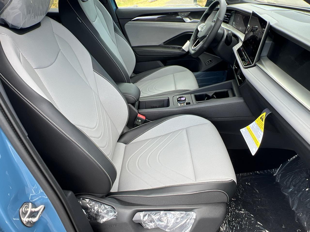 2025 Volkswagen Tiguan 2.0T SE R-Line Black Hagerstown MD