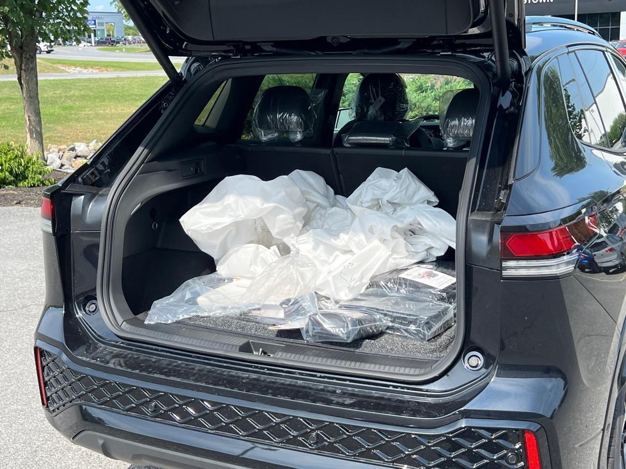 2025 Volkswagen Tiguan 2.0T SE R-Line Black Hagerstown MD