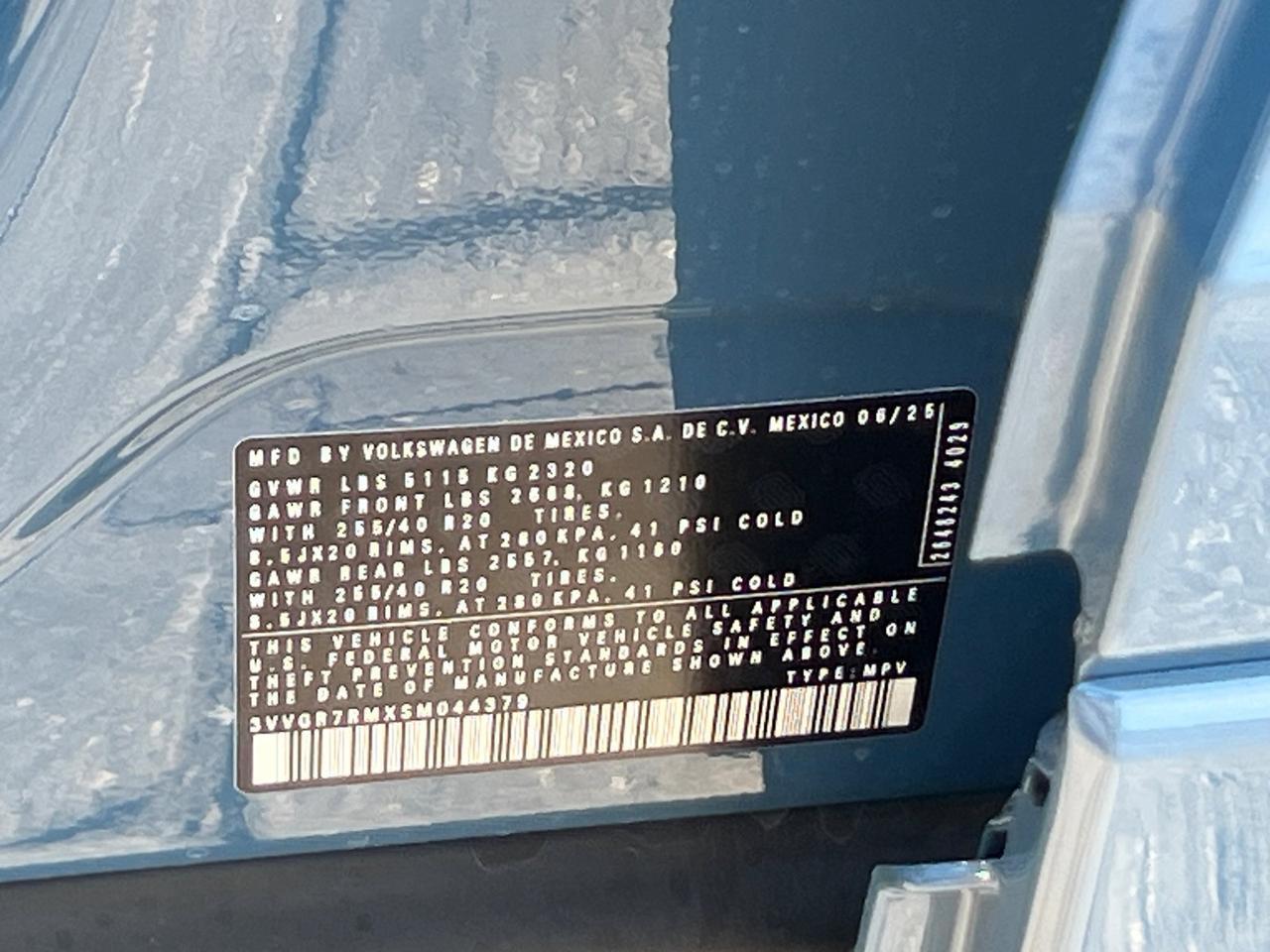 2025 Volkswagen Tiguan 2.0T SE R-Line Black Hagerstown MD