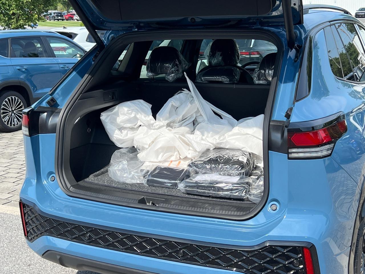 2025 Volkswagen Tiguan 2.0T SE R-Line Black Hagerstown MD