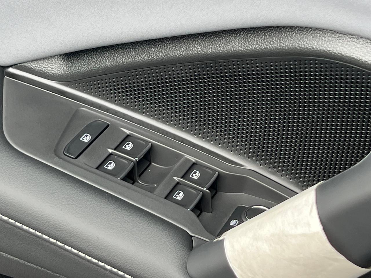 2025 Volkswagen Tiguan 2.0T SE R-Line Black Hagerstown MD