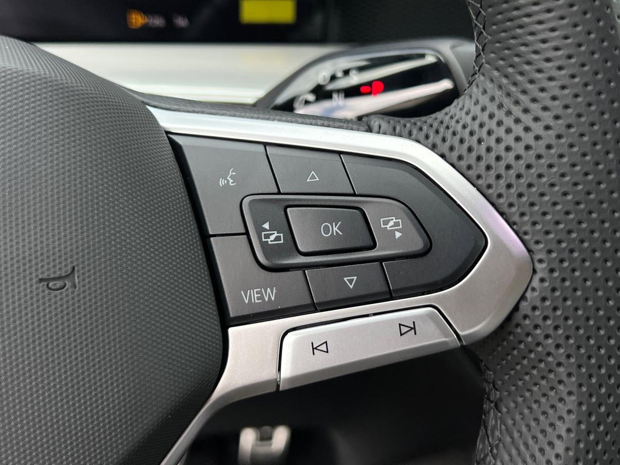 2025 Volkswagen Tiguan 2.0T SE R-Line Black Hagerstown MD