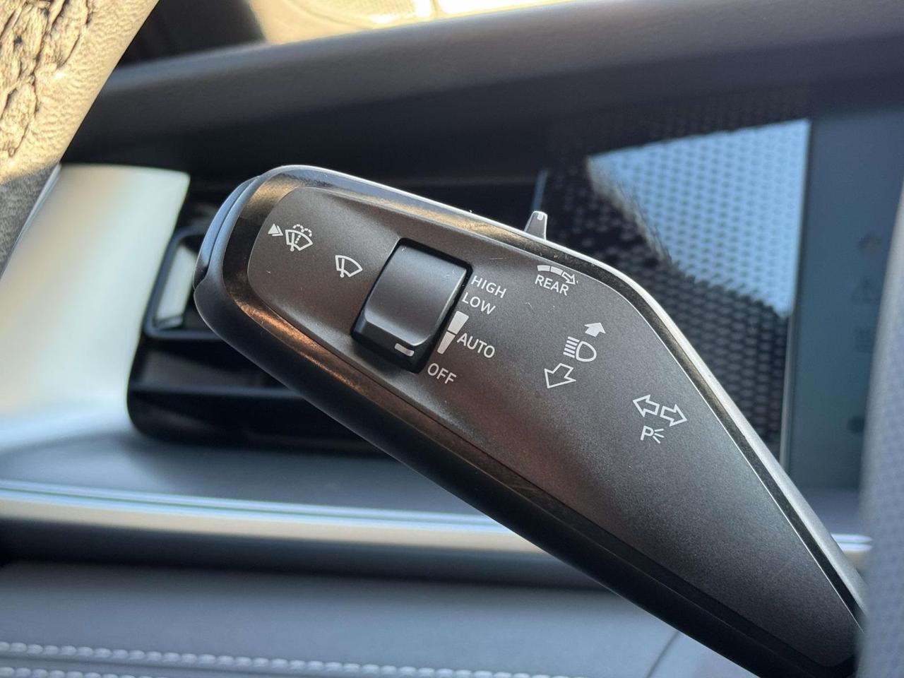 2025 Volkswagen Tiguan 2.0T SE R-Line Black Fredericksburg VA