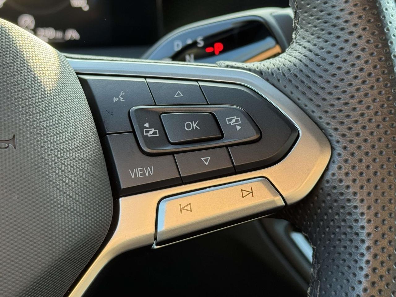 2025 Volkswagen Tiguan 2.0T SE R-Line Black Fredericksburg VA