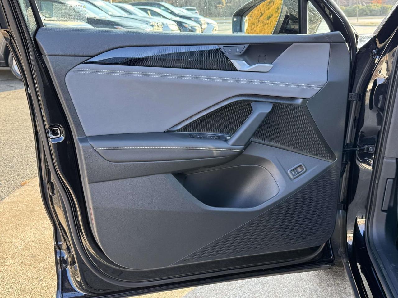 2025 Volkswagen Tiguan 2.0T SE R-Line Black Fredericksburg VA