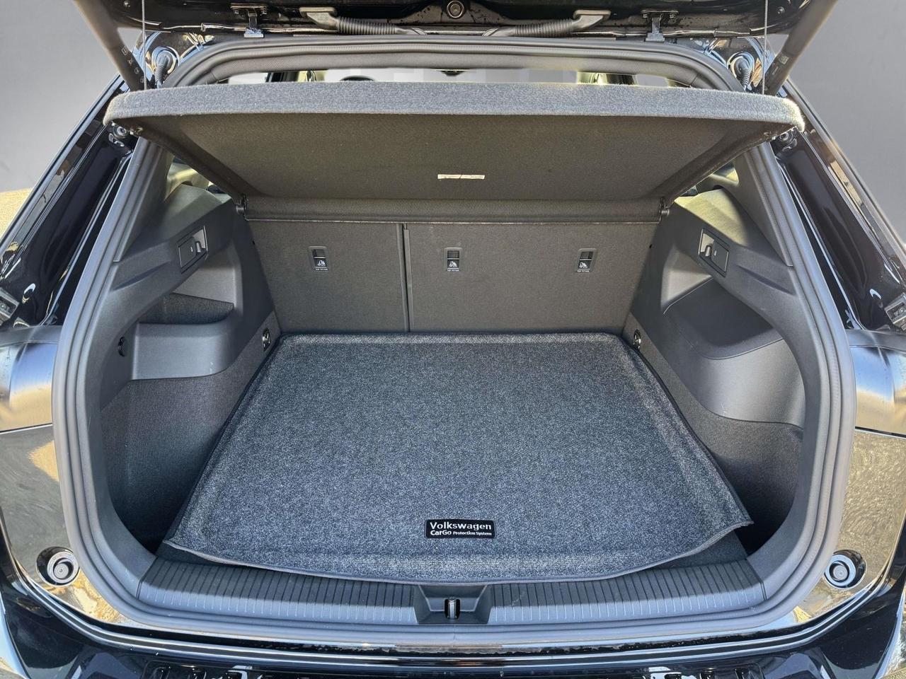 2025 Volkswagen Tiguan 2.0T SE R-Line Black Fredericksburg VA