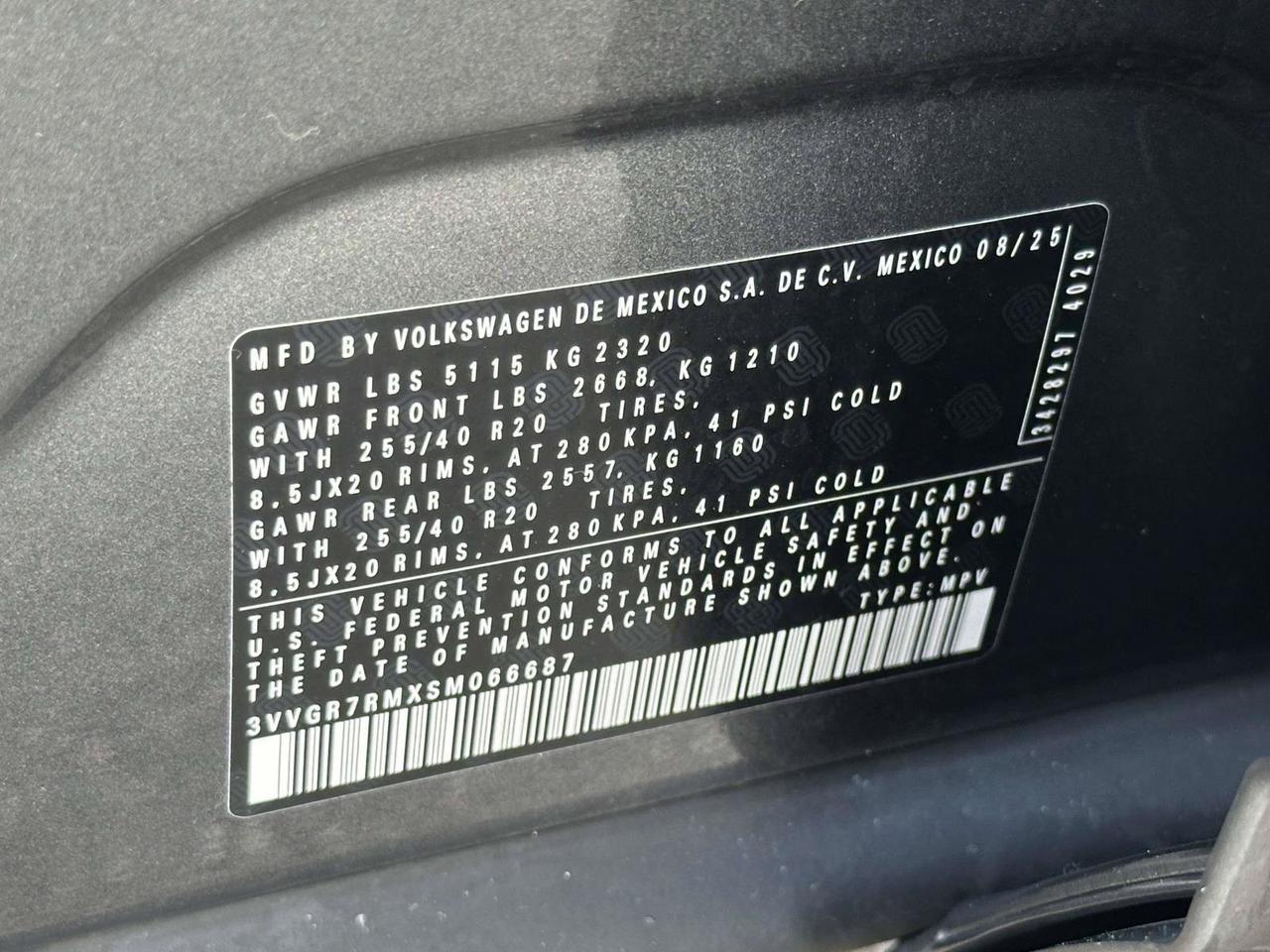 2025 Volkswagen Tiguan 2.0T SE R-Line Black Alexandria VA