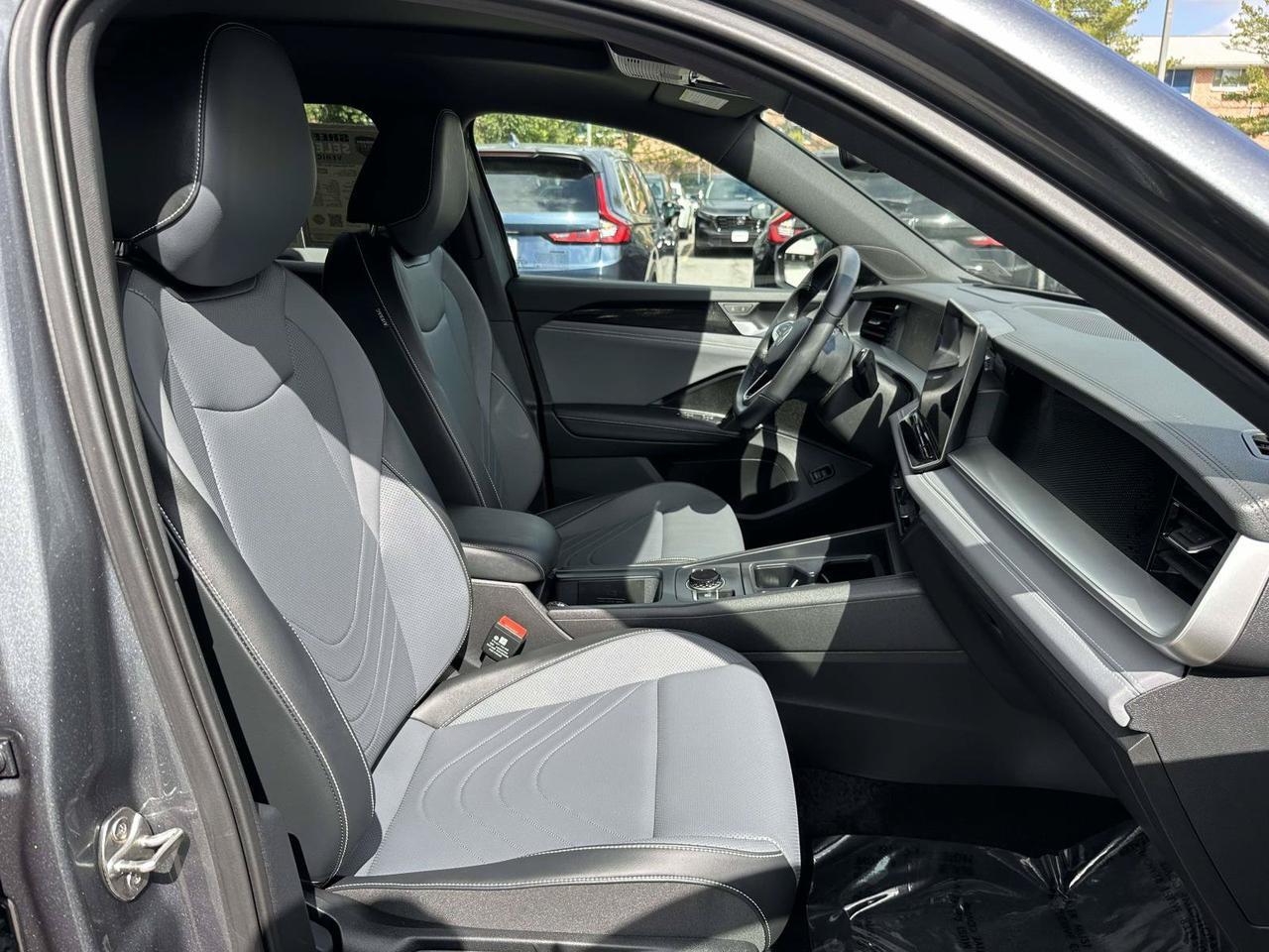 2025 Volkswagen Tiguan 2.0T SE R-Line Black Alexandria VA