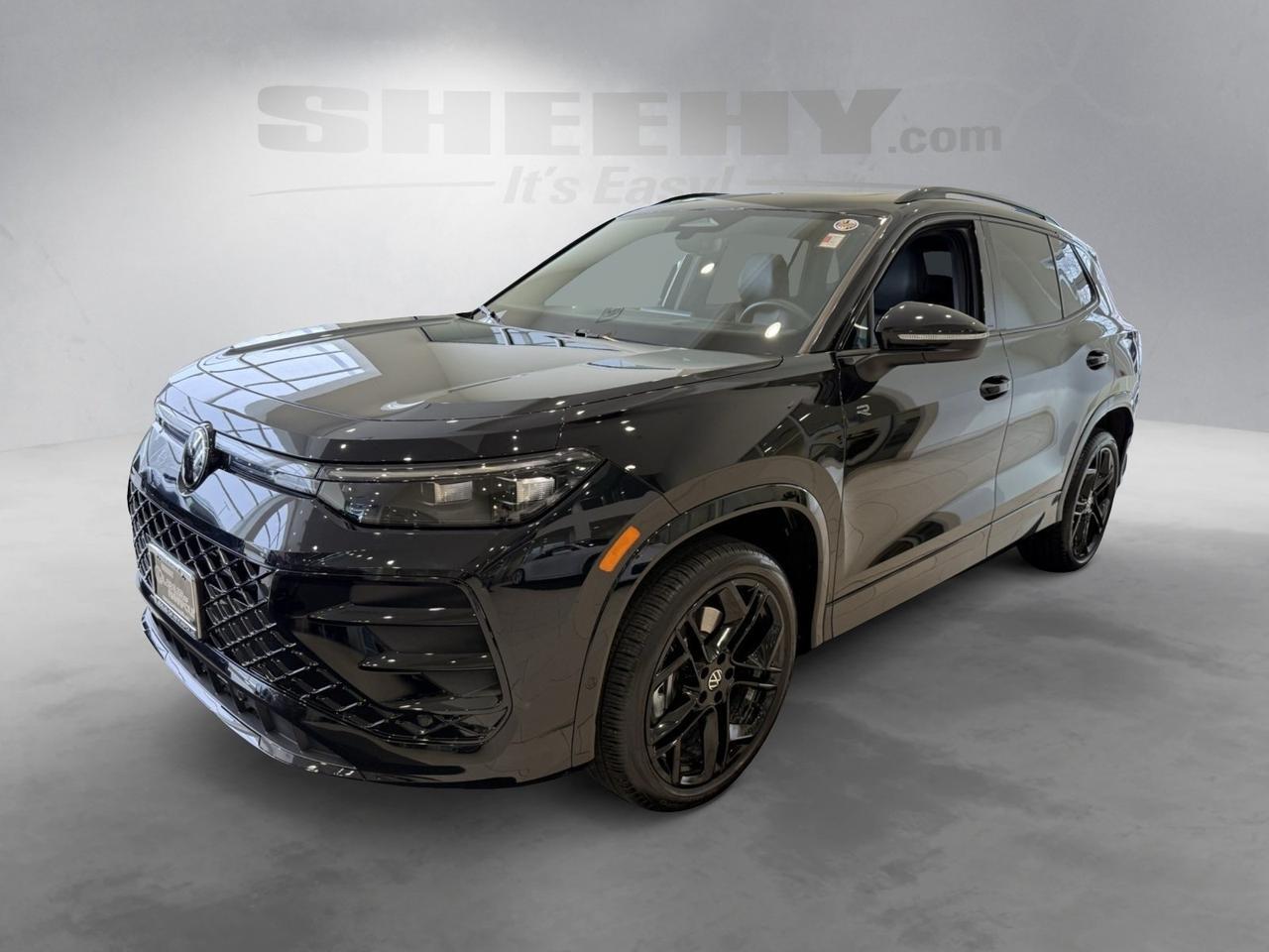 2025 Volkswagen Tiguan 2.0T SE R-Line Black Annapolis MD