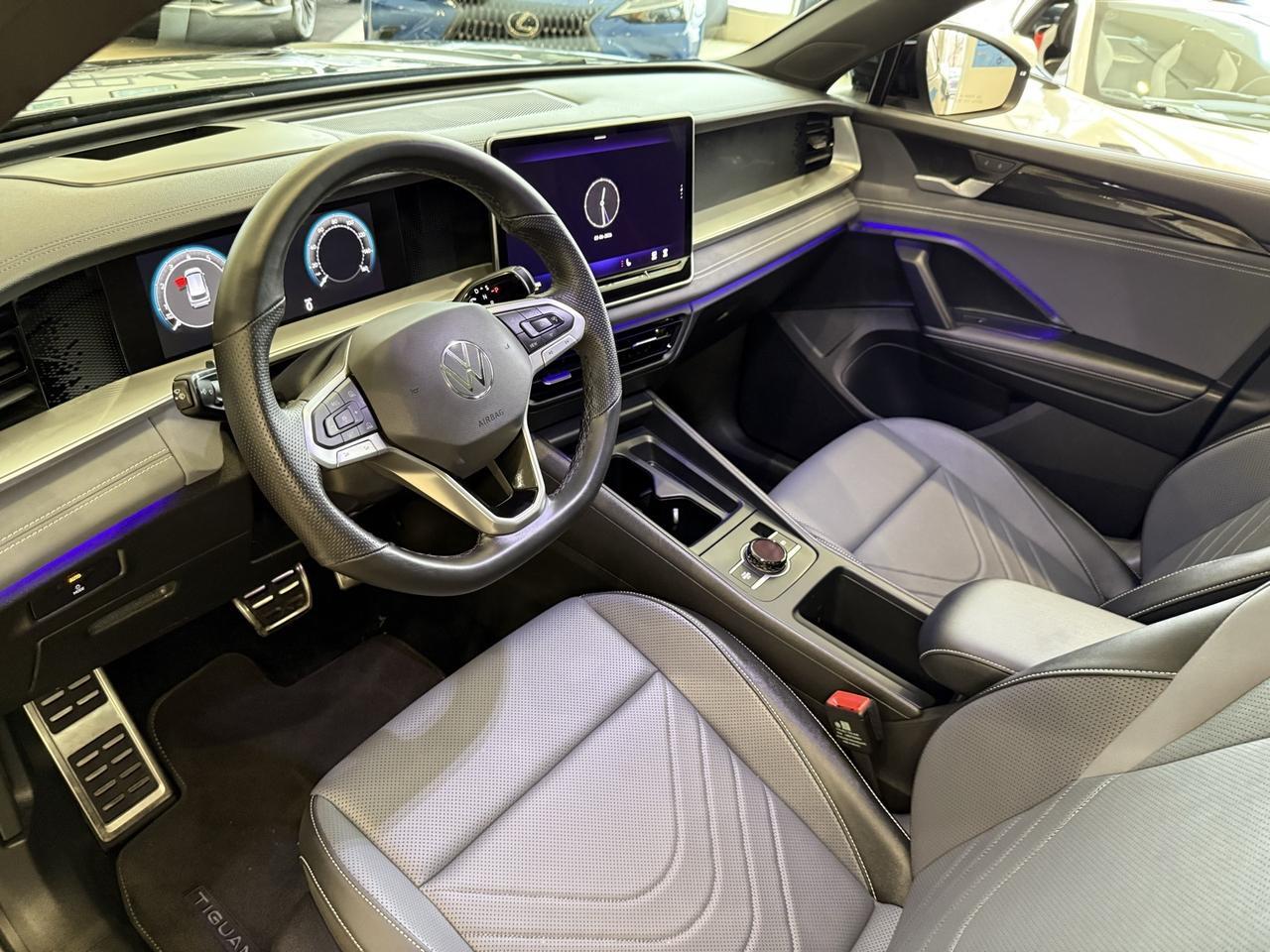 2025 Volkswagen Tiguan 2.0T SE R-Line Black Annapolis MD