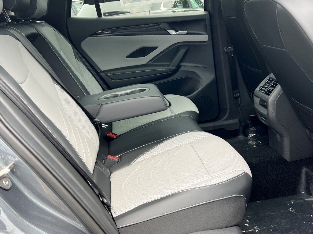 2025 Volkswagen Tiguan 2.0T SE R-Line Black Springfield VA