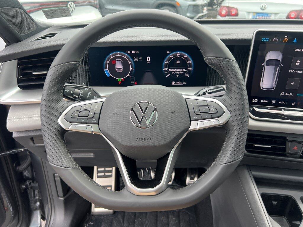2025 Volkswagen Tiguan 2.0T SE R-Line Black Springfield VA