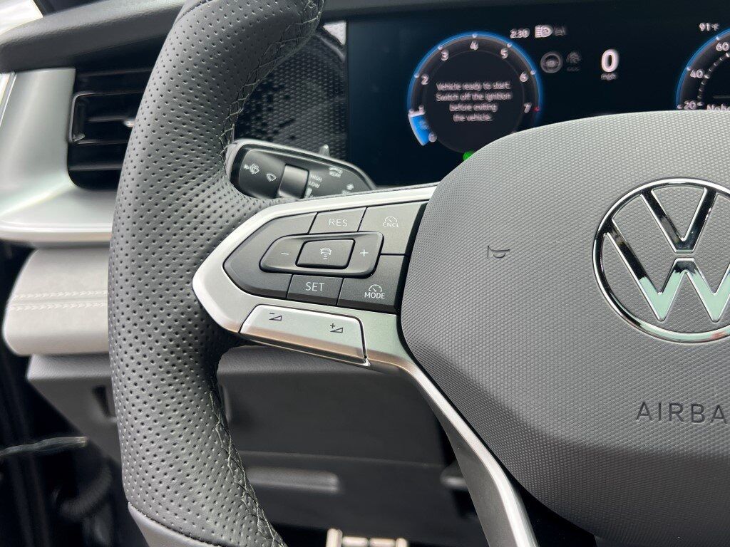 2025 Volkswagen Tiguan 2.0T SE R-Line Black Springfield VA