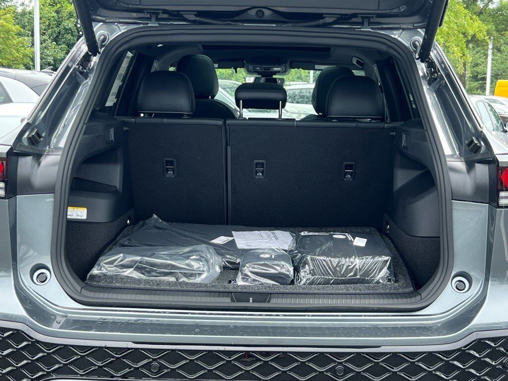 2025 Volkswagen Tiguan 2.0T SE R-Line Black Springfield VA