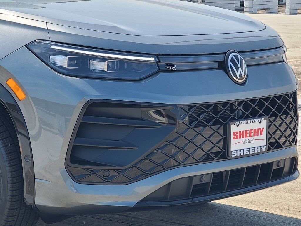 2025 Volkswagen Tiguan 2.0T SE R-Line Black Springfield VA