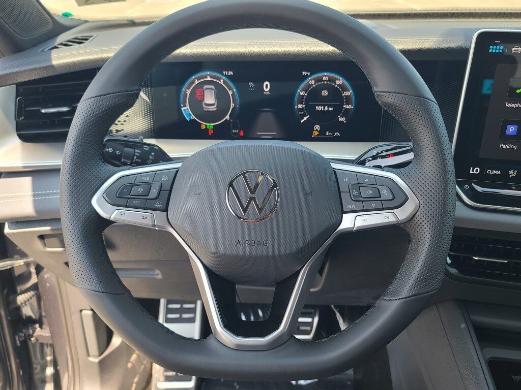 2025 Volkswagen Tiguan 2.0T SE R-Line Black Springfield VA