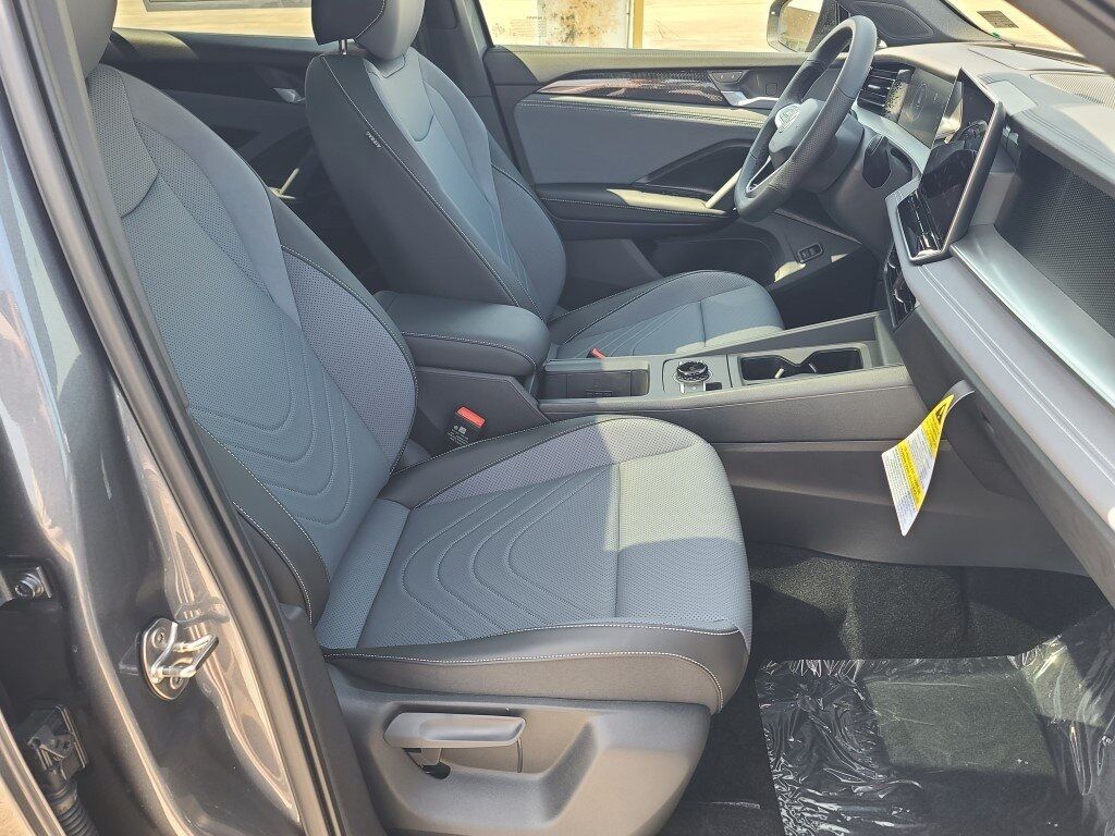 2025 Volkswagen Tiguan 2.0T SE R-Line Black Springfield VA
