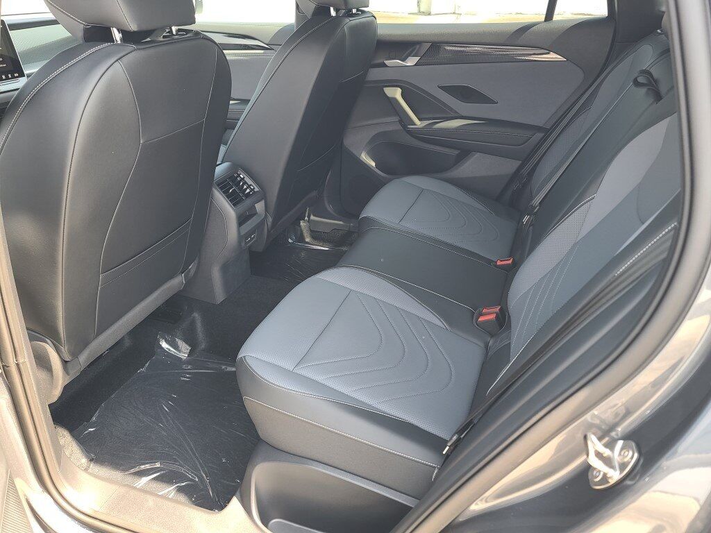 2025 Volkswagen Tiguan 2.0T SE R-Line Black Springfield VA