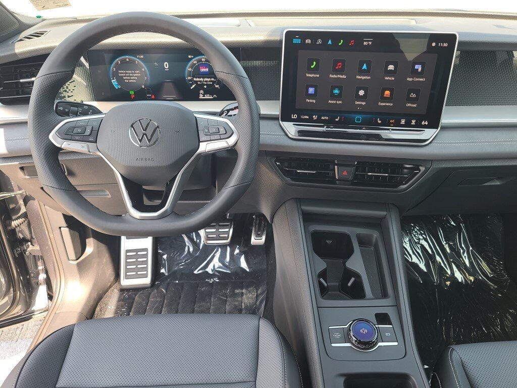 2025 Volkswagen Tiguan 2.0T SE R-Line Black Springfield VA