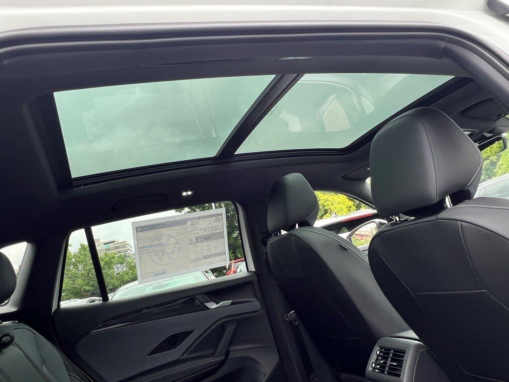 2025 Volkswagen Tiguan 2.0T SE R-Line Black Springfield VA