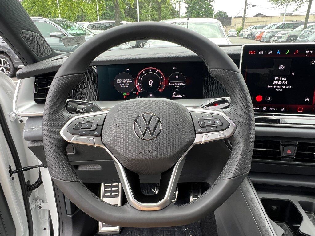2025 Volkswagen Tiguan 2.0T SE R-Line Black Springfield VA