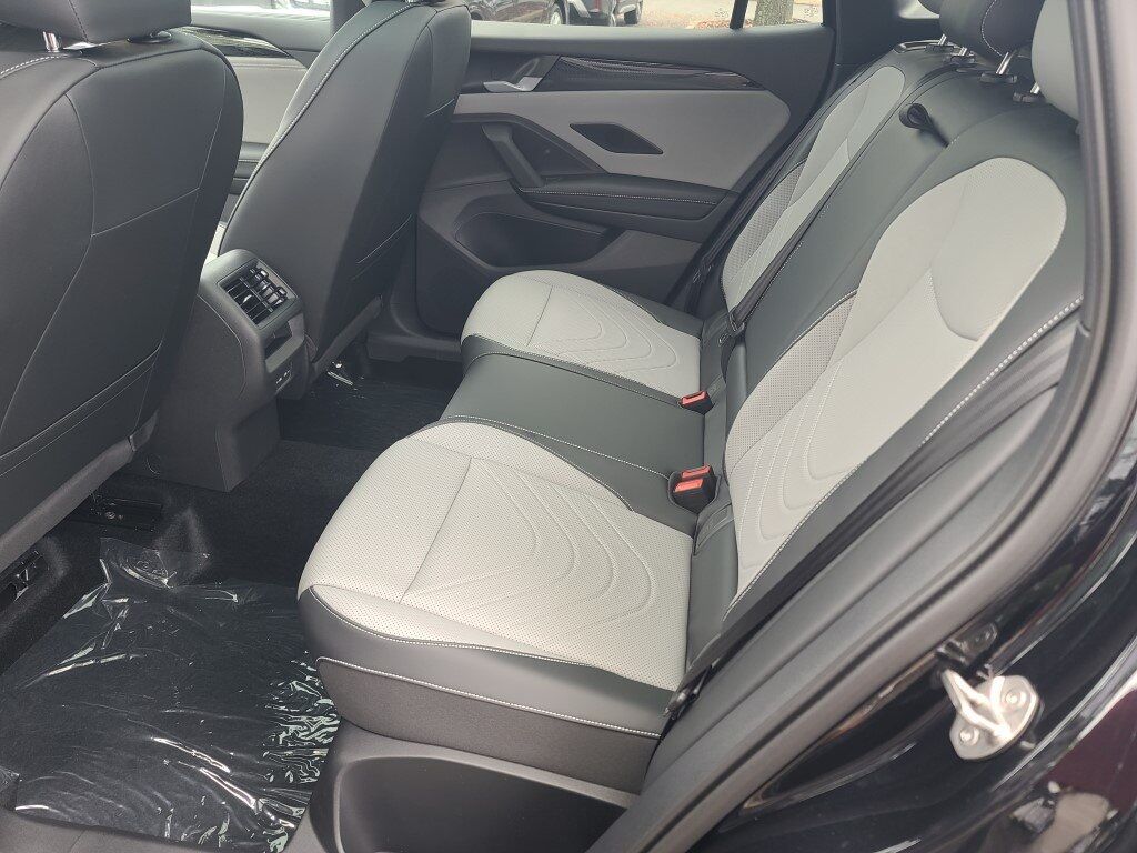 2025 Volkswagen Tiguan 2.0T SE R-Line Black Springfield VA