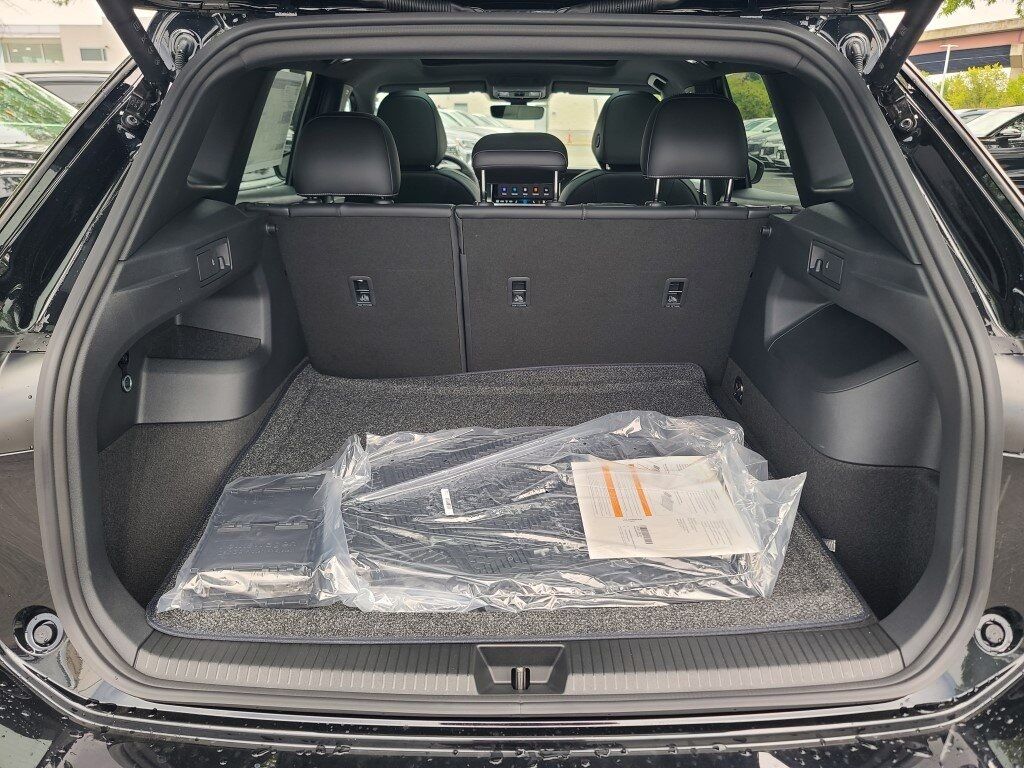2025 Volkswagen Tiguan 2.0T SE R-Line Black Springfield VA