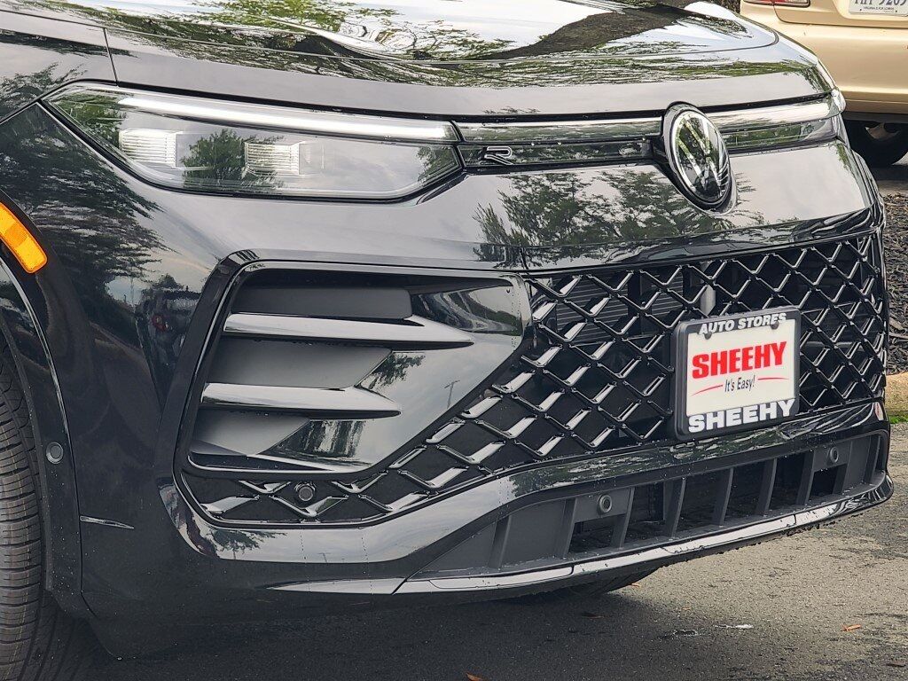 2025 Volkswagen Tiguan 2.0T SE R-Line Black Springfield VA