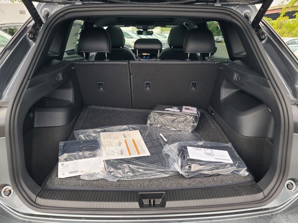 2025 Volkswagen Tiguan 2.0T SE R-Line Black Springfield VA