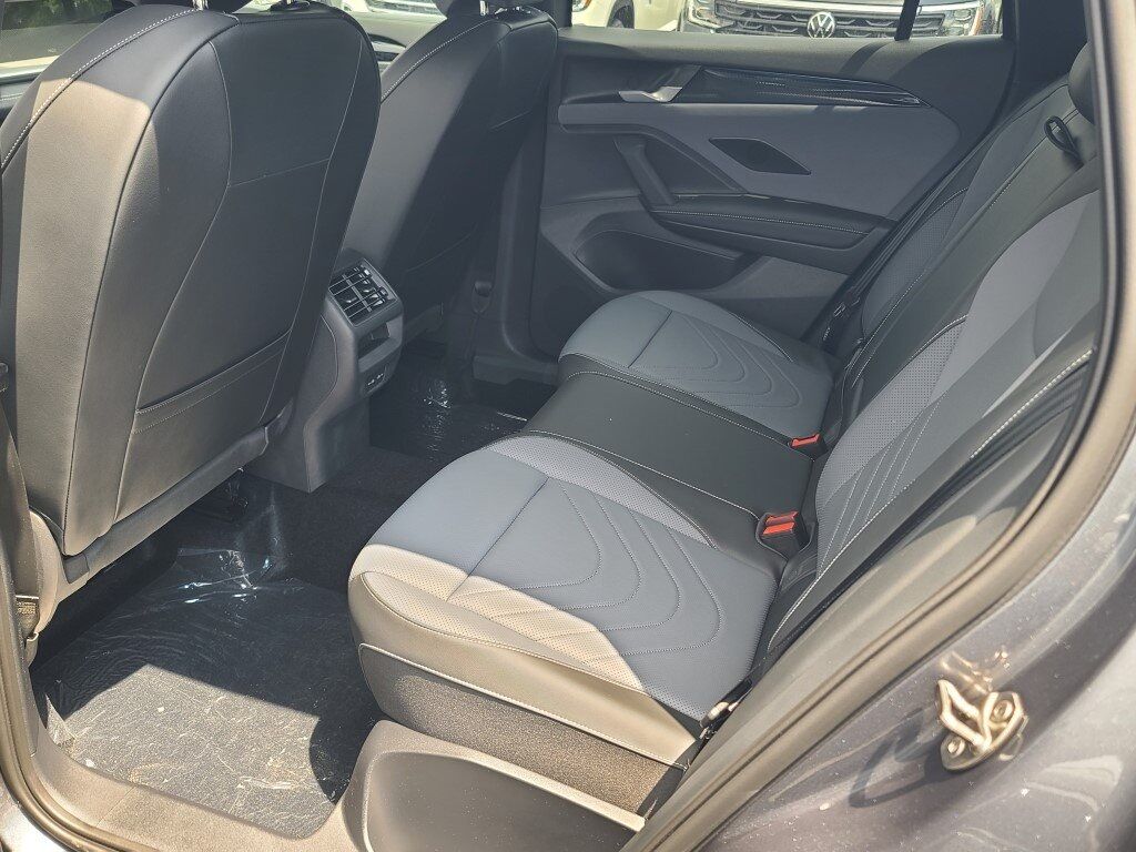 2025 Volkswagen Tiguan 2.0T SE R-Line Black Springfield VA