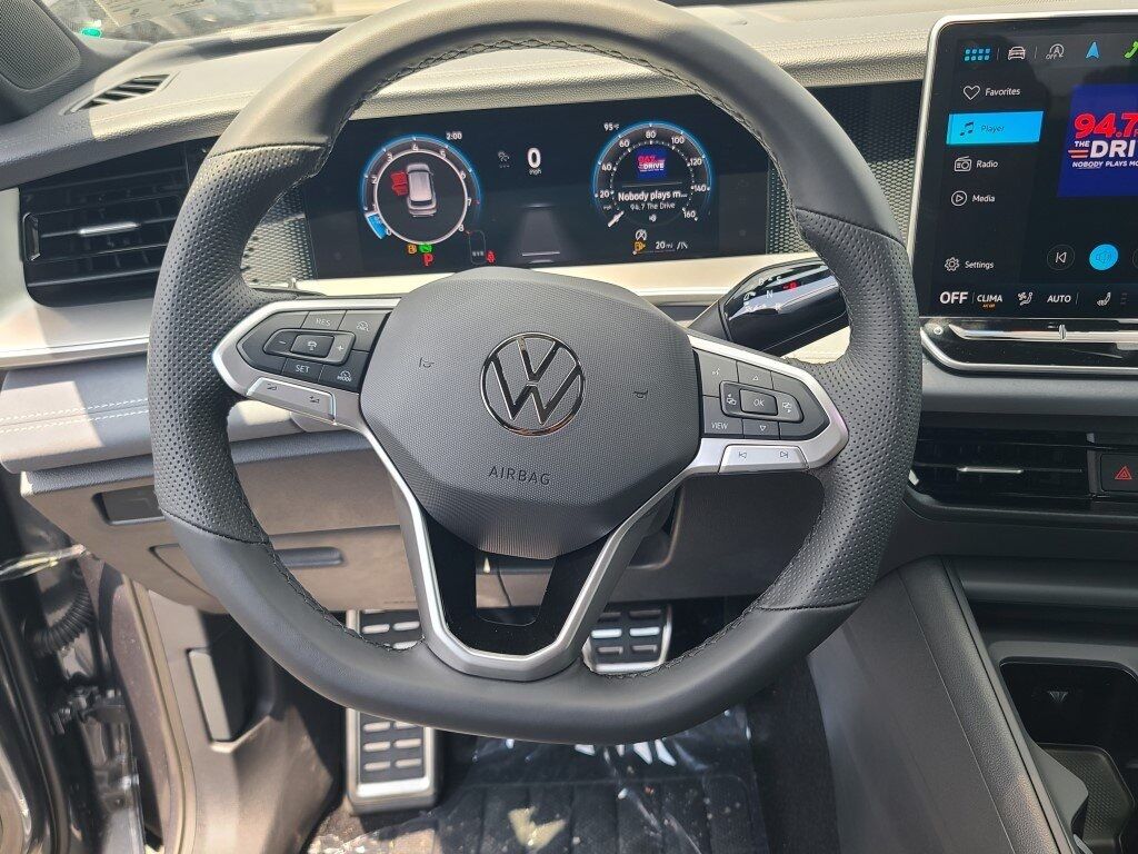 2025 Volkswagen Tiguan 2.0T SE R-Line Black Springfield VA