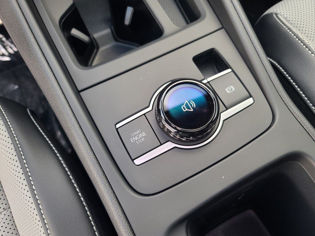 2025 Volkswagen Tiguan 2.0T SE R-Line Black Springfield VA