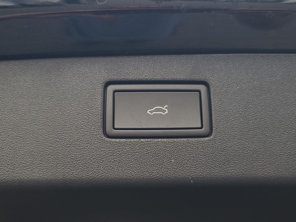 2025 Volkswagen Tiguan 2.0T SE R-Line Black Springfield VA