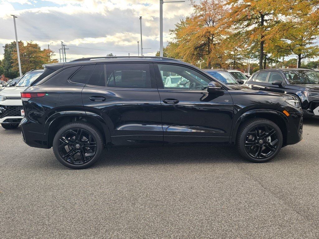 2025 Volkswagen Tiguan 2.0T SE R-Line Black Springfield VA